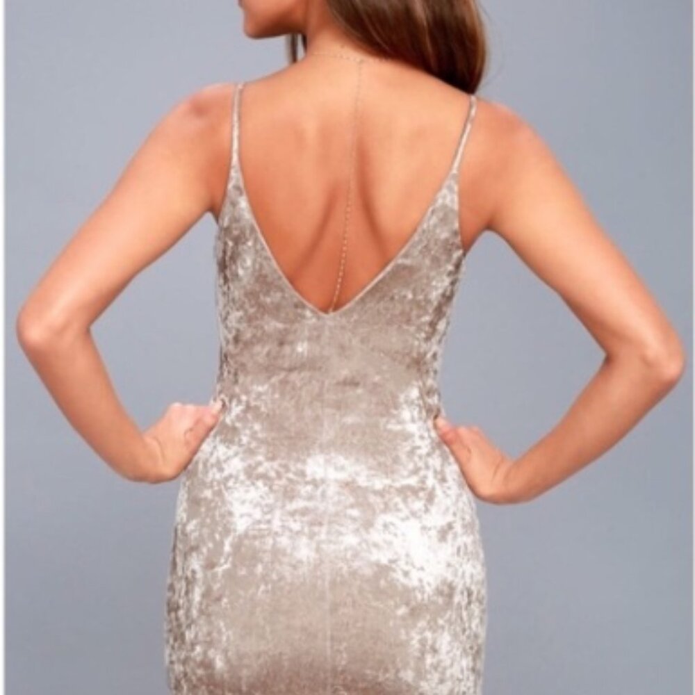 ASTR Gold Velvet Coco Bodycon Mini Dress (xs) - Picture 3 of 9
